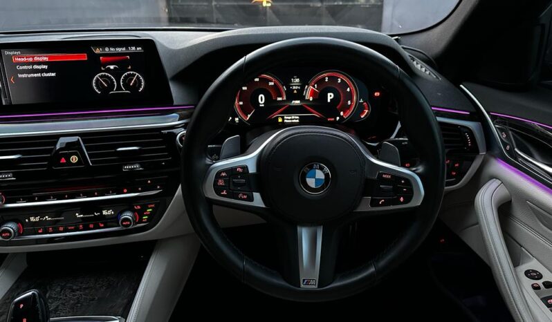 
								BMW 5 Series 523D full									