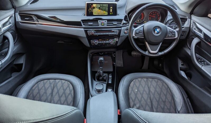 
								BMW X1 sDrive 18i full									