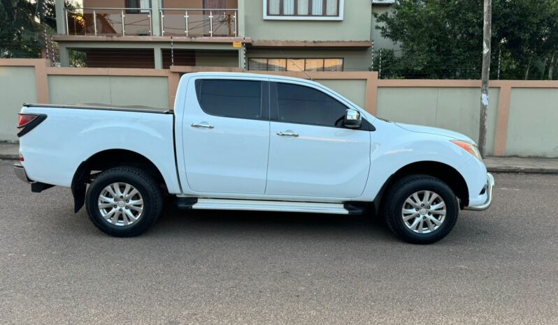 
								MAZDA BT50 full									