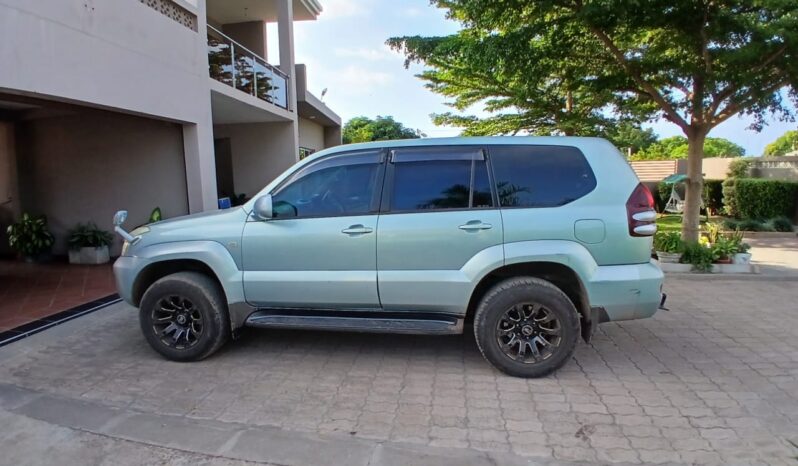 
								TOYOTA PRADO full									