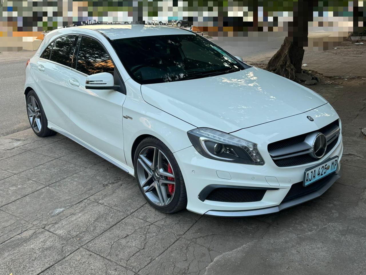 MERCEDES-BENZ