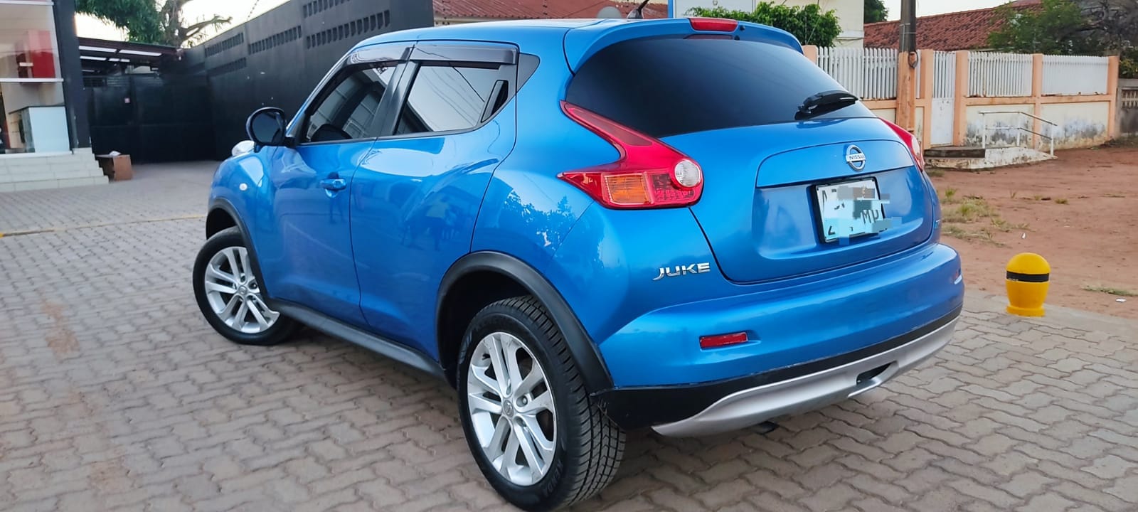 NISSAN JUKE