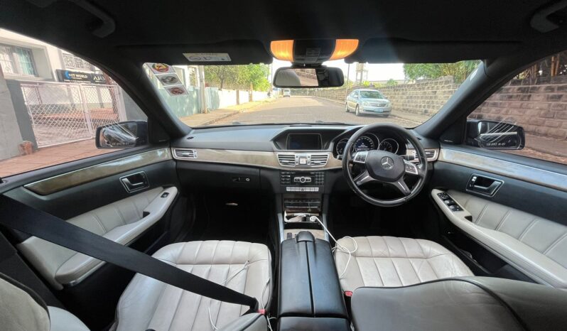 
								MERCEDES E300 full									