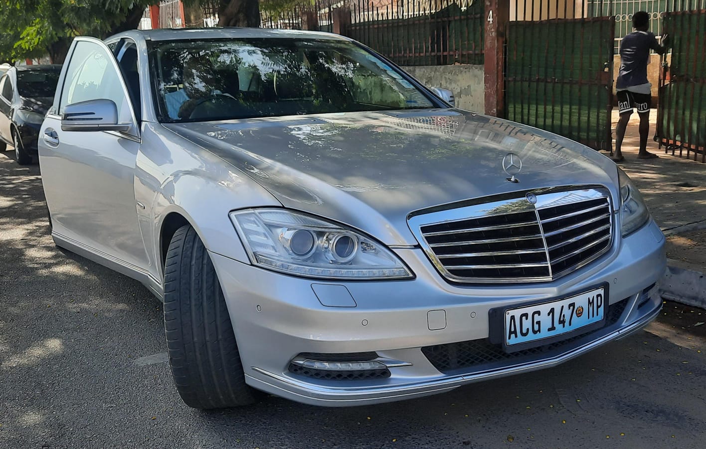 MERCEDES-BENZ S350