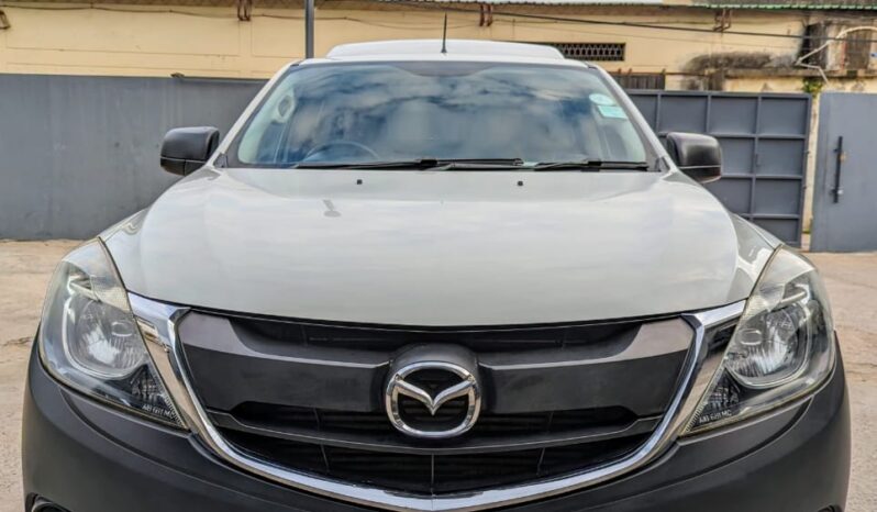 
								MAZDA BT-50 full									