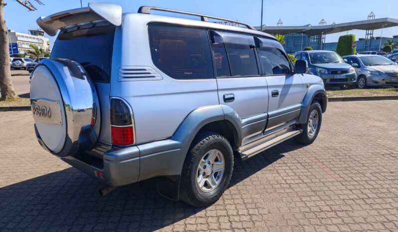 
								TOYOTA PRADO full									