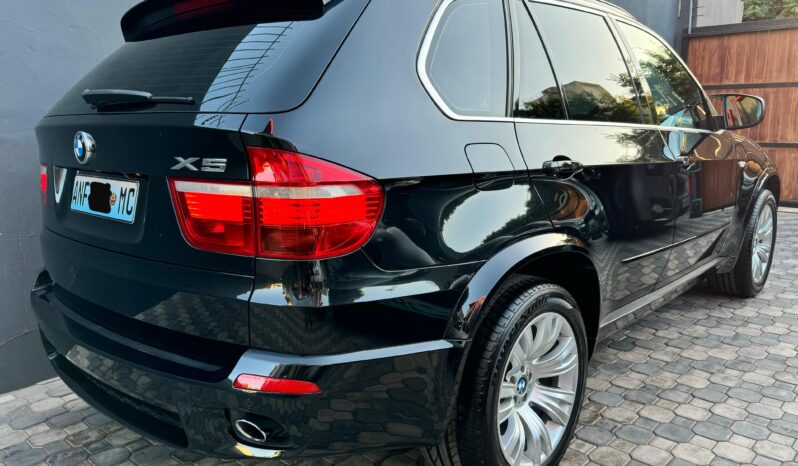 
								BMW X5 MSPORT full									