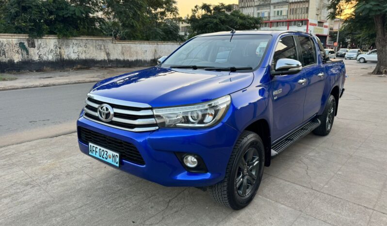 
								TOYOTA HILUX REVO full									