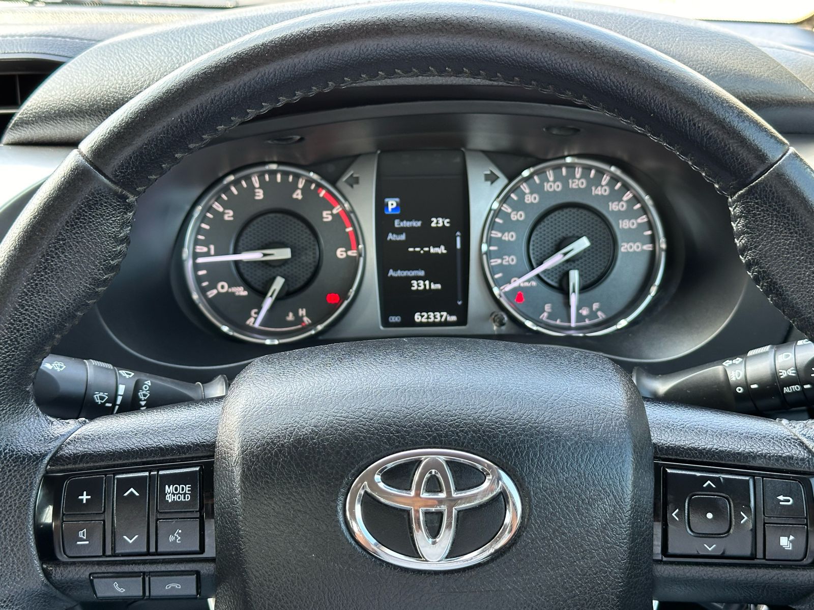 TOYOTA HILUX GD6