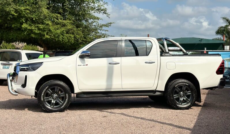 
								TOYOTA HILUX GD6 full									