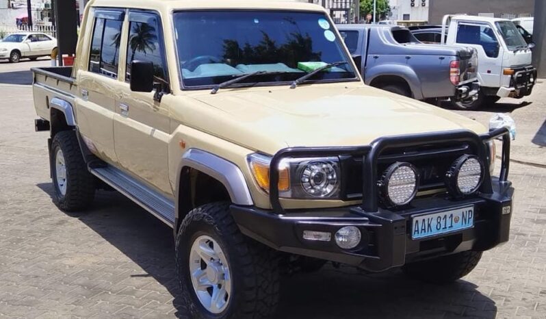 
								TOYOTA LAND CRUISER HZ full									