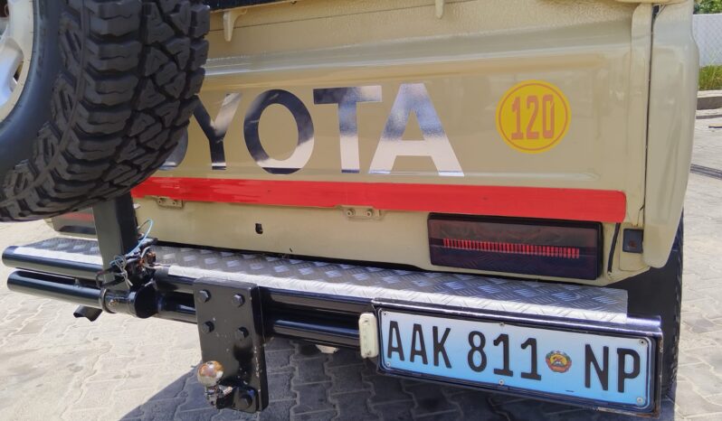 
								TOYOTA LAND CRUISER HZ full									