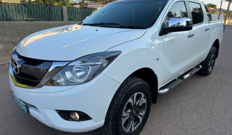 
								MAZDA BT-50 full									