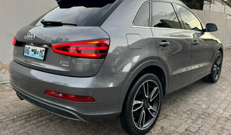 
								Audi Q3 full									