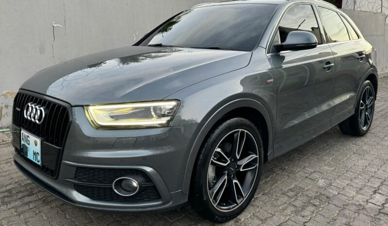 
								Audi Q3 full									