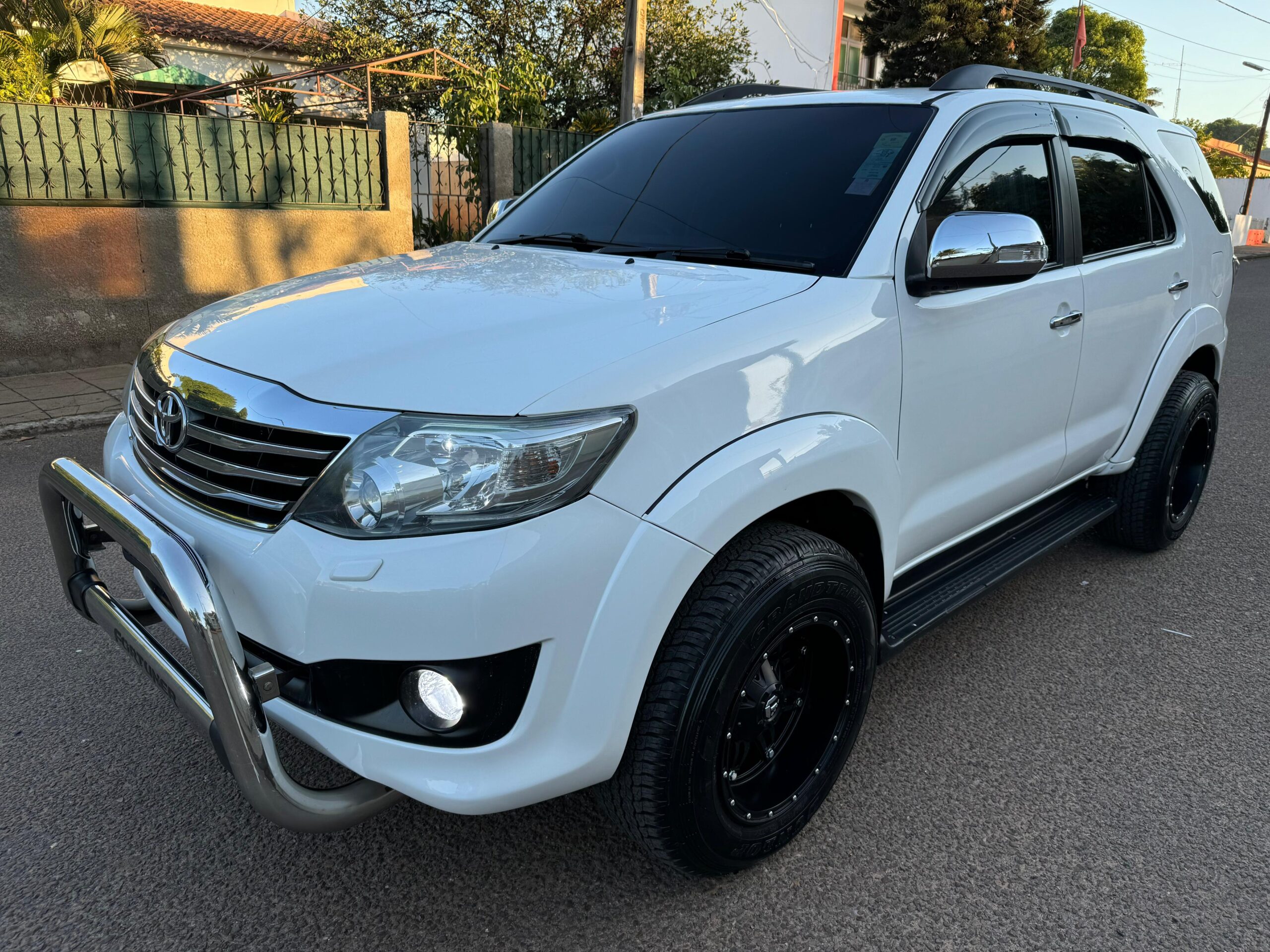 TOYOTA FORTUNER