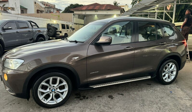 
								BMW X3 full									