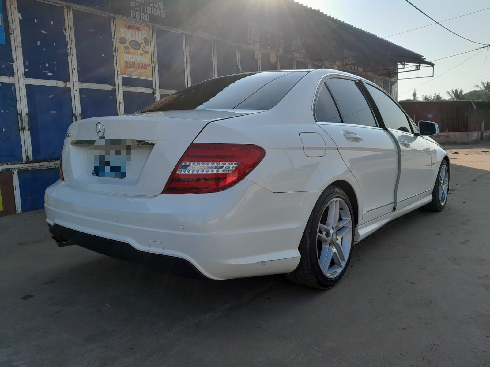 MERCEDES-BENZ