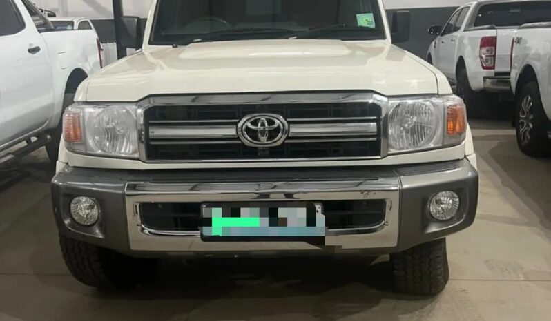 
								TOYOTA LAND CRUISER HZ full									