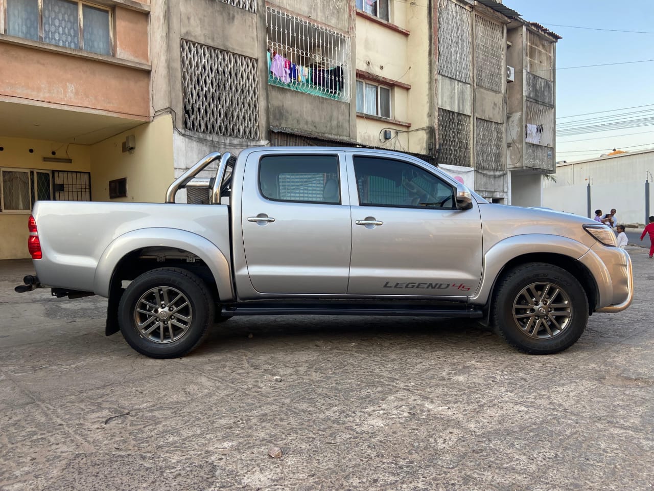 TOYOTA HILUX LEGEND 45