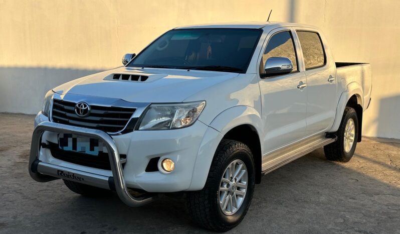 
								*TOYOTA HILUX RAIDER* full									