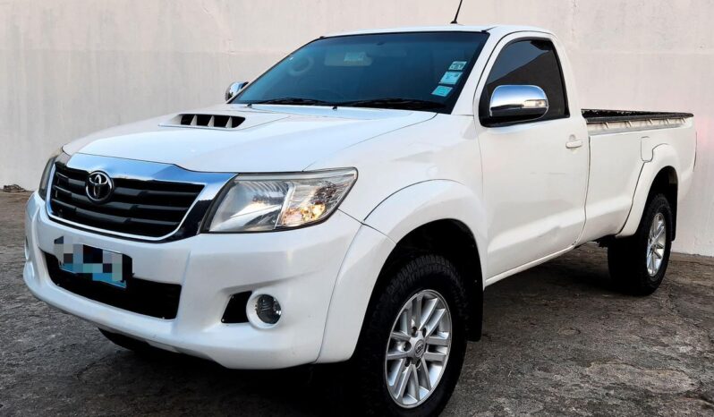 
								TOYOTA HILUX RAIDER full									