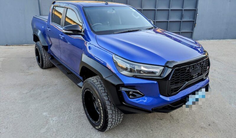 
								TOYOTA HILUX full									