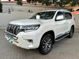 
										TOYOTA LAND CRUISER PRADO full									