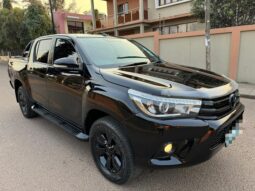 
										TOYOTA HILUX full									