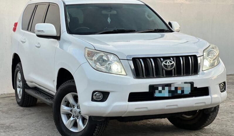 
								TOYOTA LAND CRUISER PRADO full									