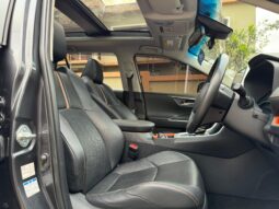 
										TOYOTA RAV4 full									