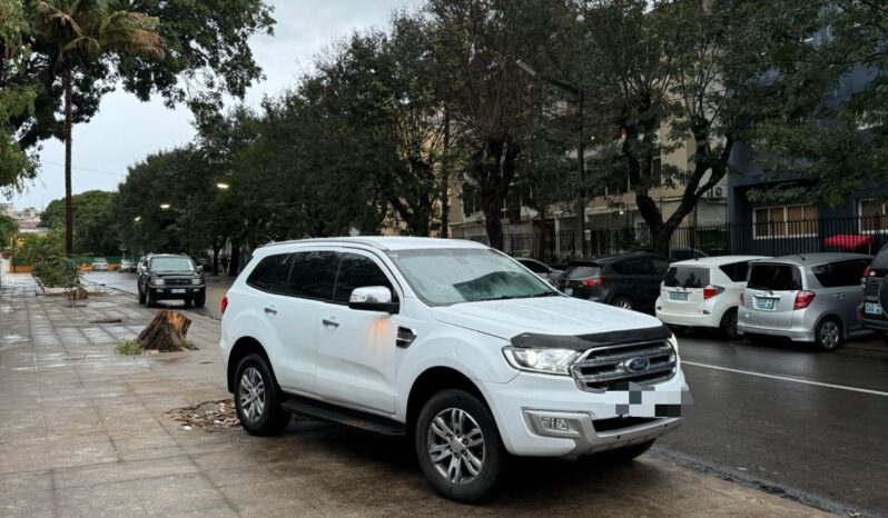 
								FORD EVEREST XLT full									