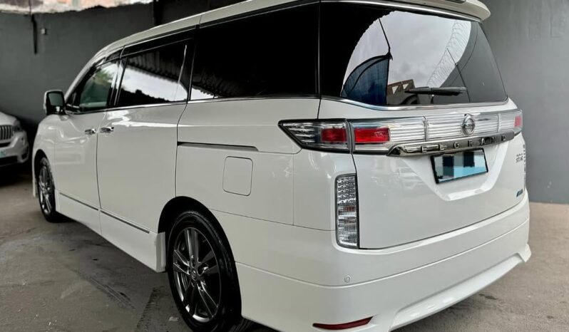 
								NISSAN ELGRAND 250 full									