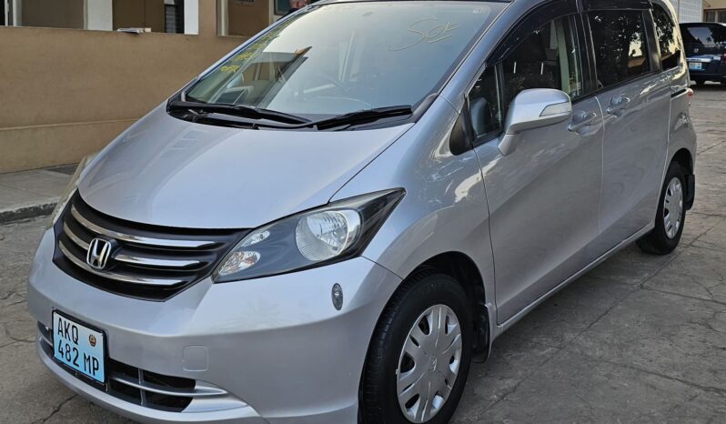 
								HONDA FREED full									