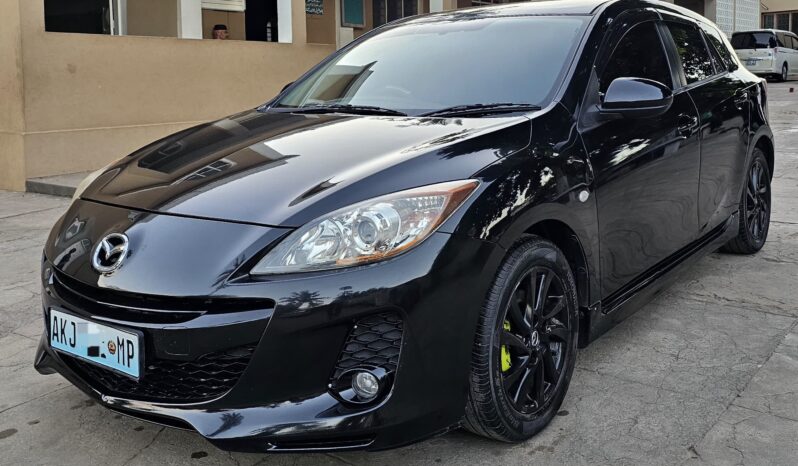 
								MAZDA AXELA full									