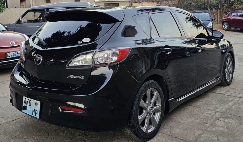 
								MAZDA AXELA full									