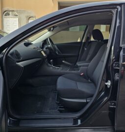 
										MAZDA AXELA full									