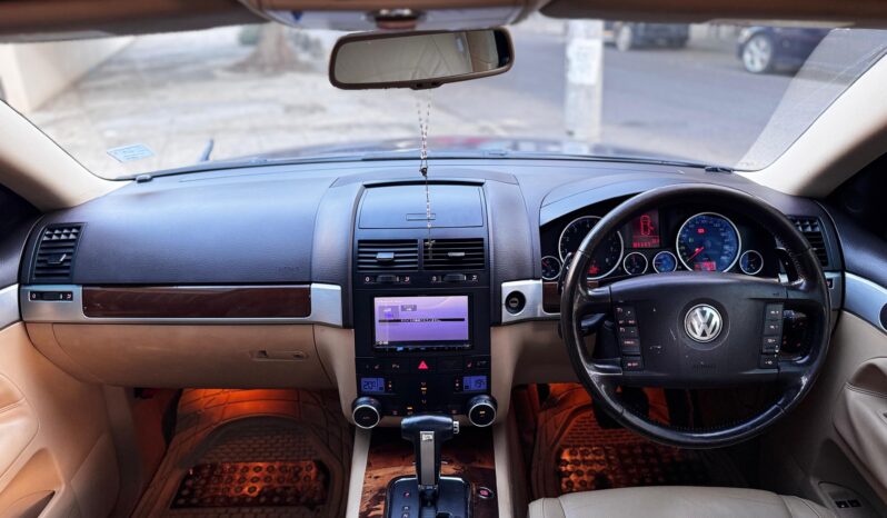 
								VOLKSWAGEN TOUAREG full									