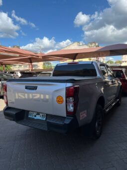 ISUZU DMAX