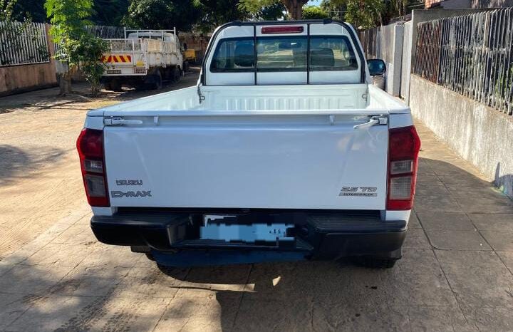 
								ISUZU DMAX full									