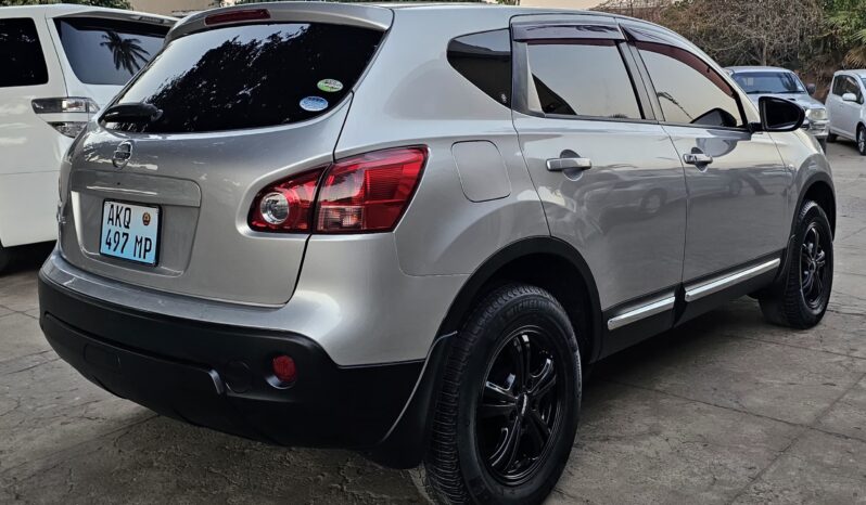 
								Nissan dUALIS full									