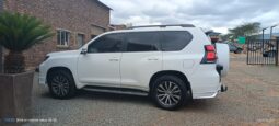 TOYOTA PRADO VX-L 2023