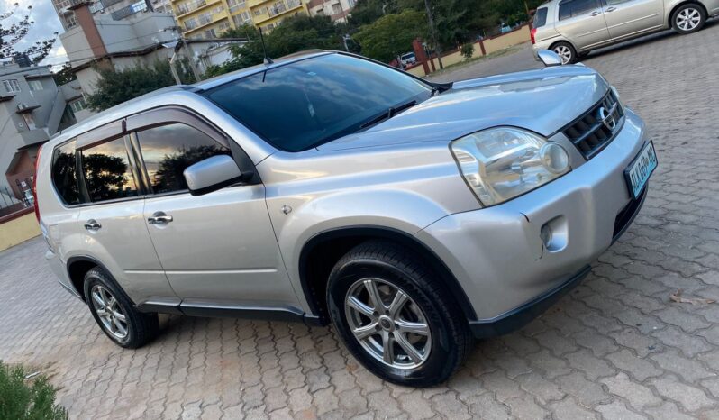 
								NISSAN XTRAIL full									