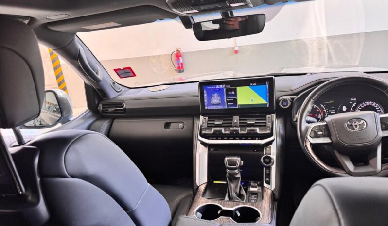 
								TOYOTA LONDON VXR full									