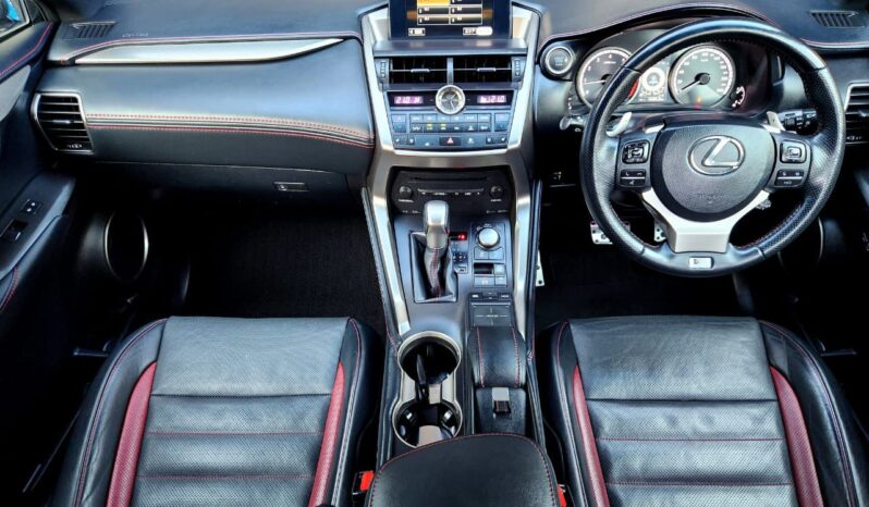 
								Lexus NX 200T F SPORT full									