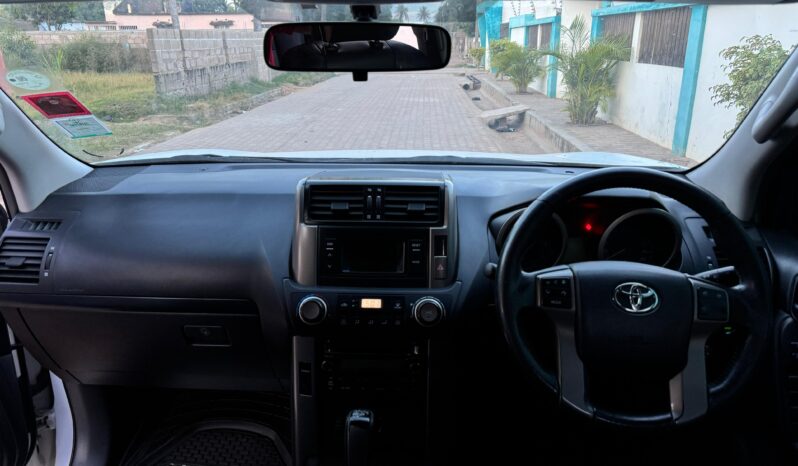 
								TOYOTA PRADO full									