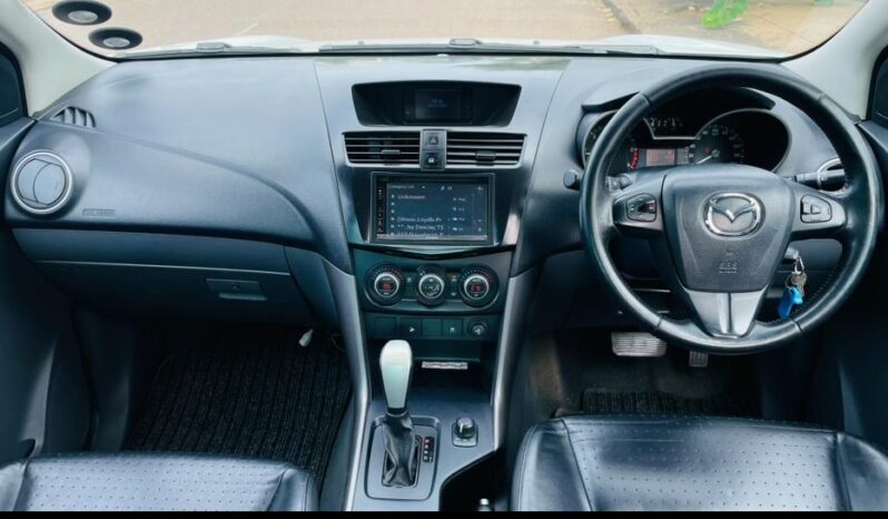 
								MAZDA BT-50 XR full									