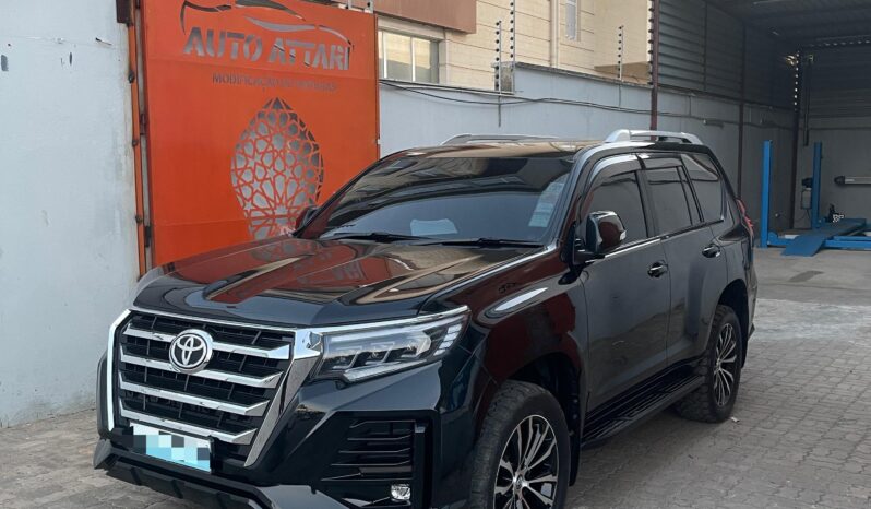 
								TOYOTA LAND CRUISER PRADO full									
