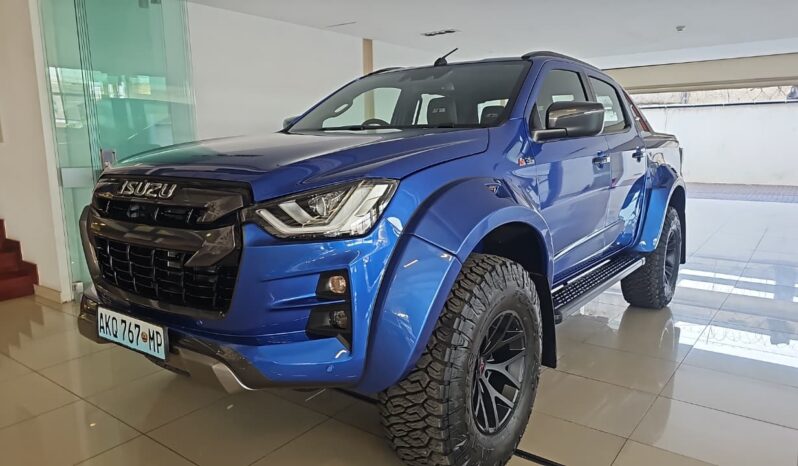 
								ISUZU D-MAX full									