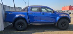 
										ISUZU D-MAX full									